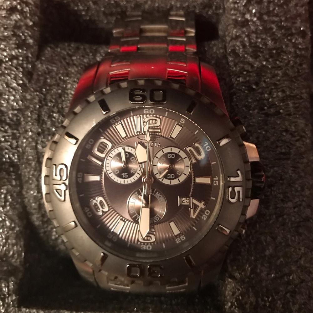 Men’s Silver Invicta Watch